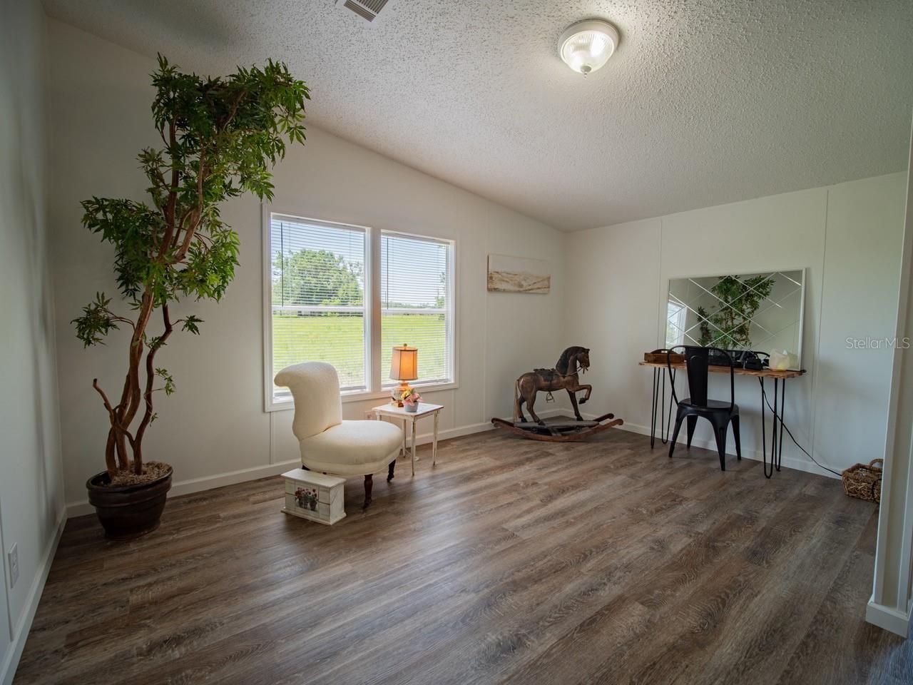 Image 22 of 59 For 19456 161st Court