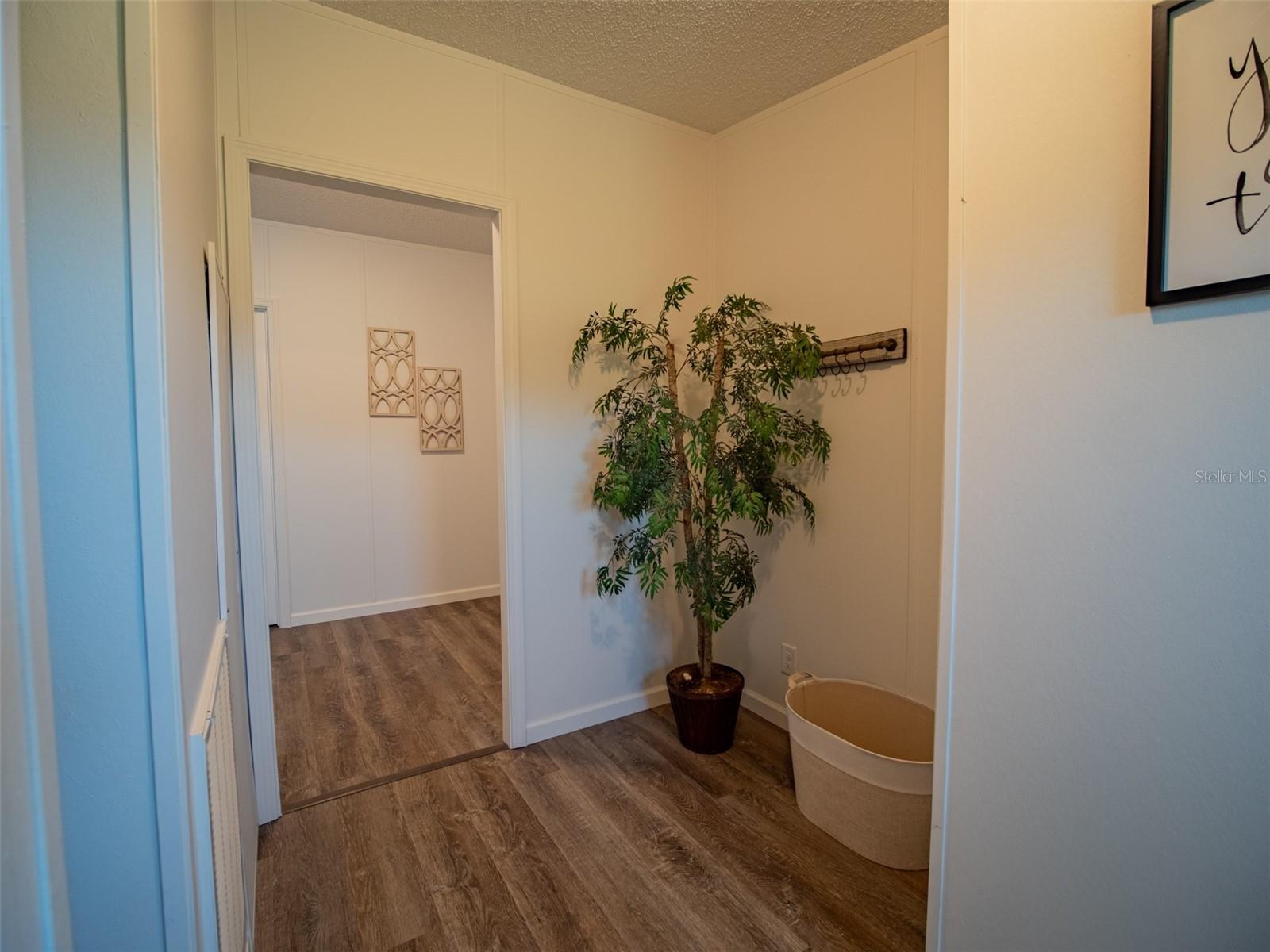 Image 38 of 59 For 19456 161st Court