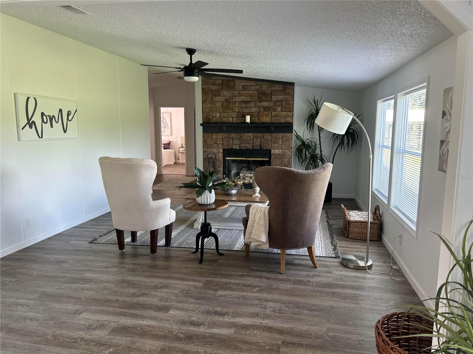 Image 6 of 59 For 19456 161st Court