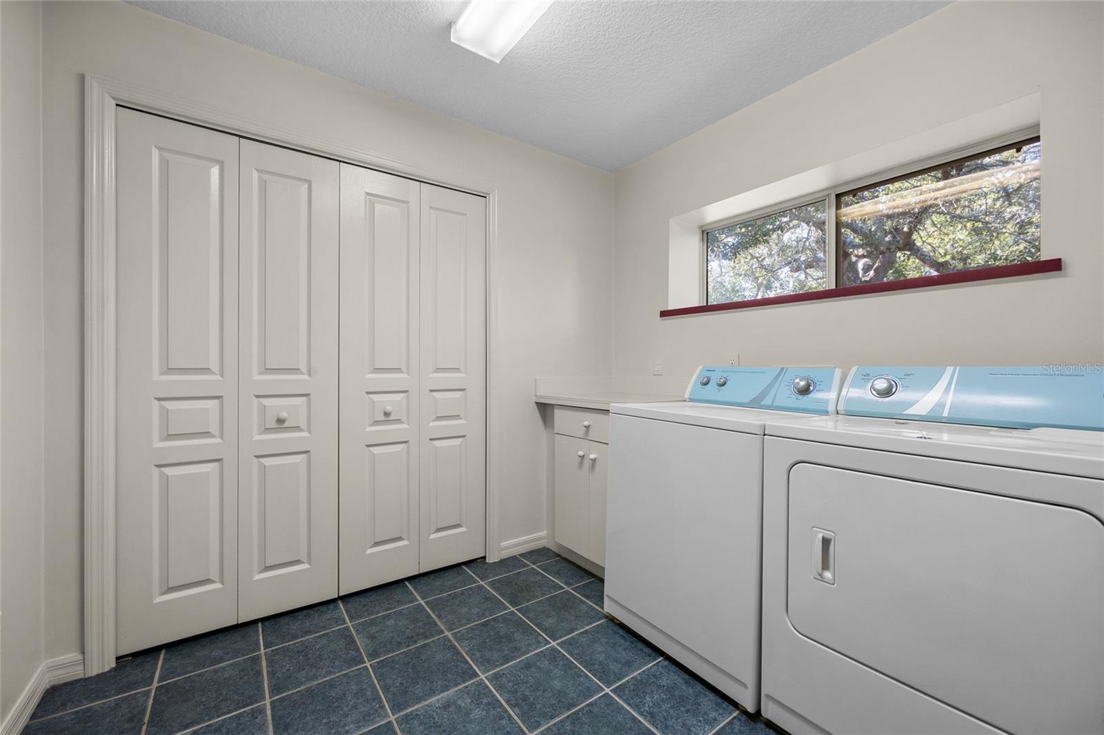 Image 11 of 23 For 3951 Myrtle