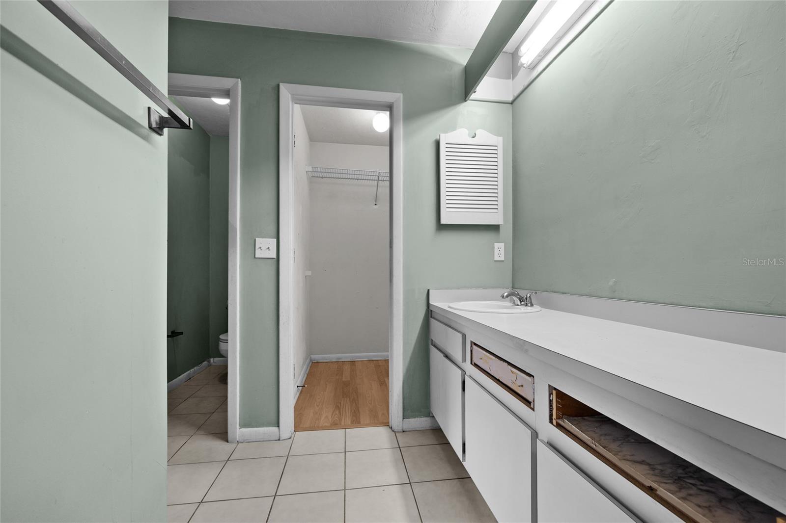 Image 12 of 24 For 5911 44th Pl