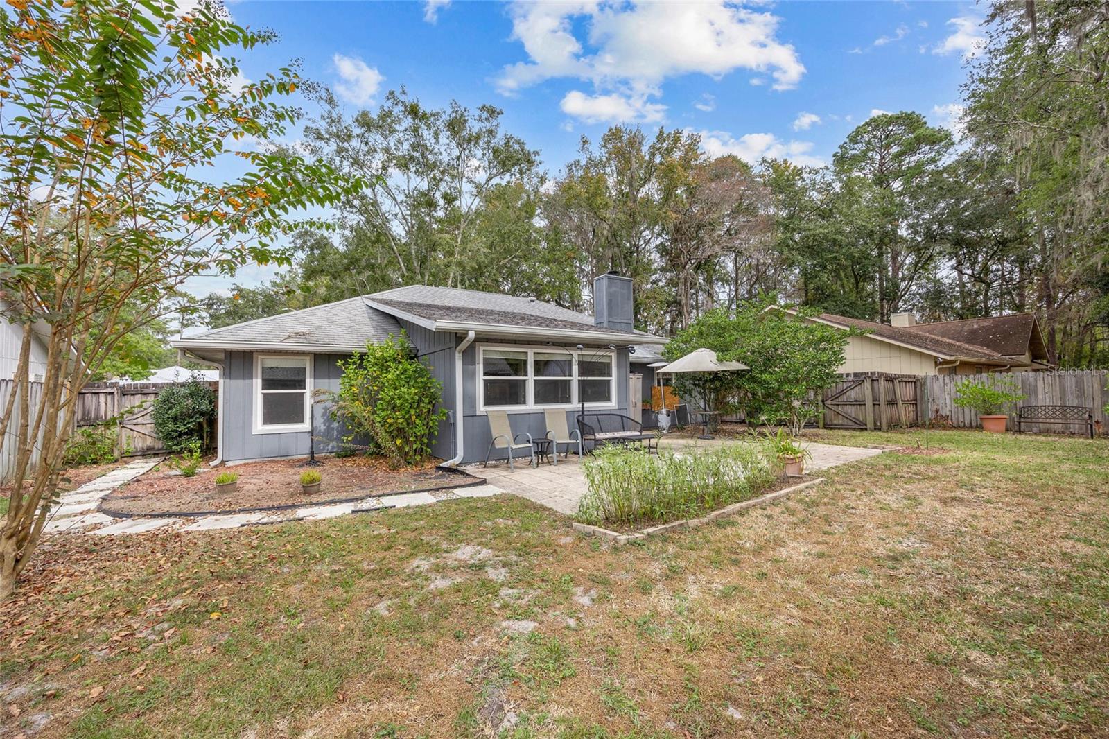 Image 20 of 24 For 5911 44th Pl