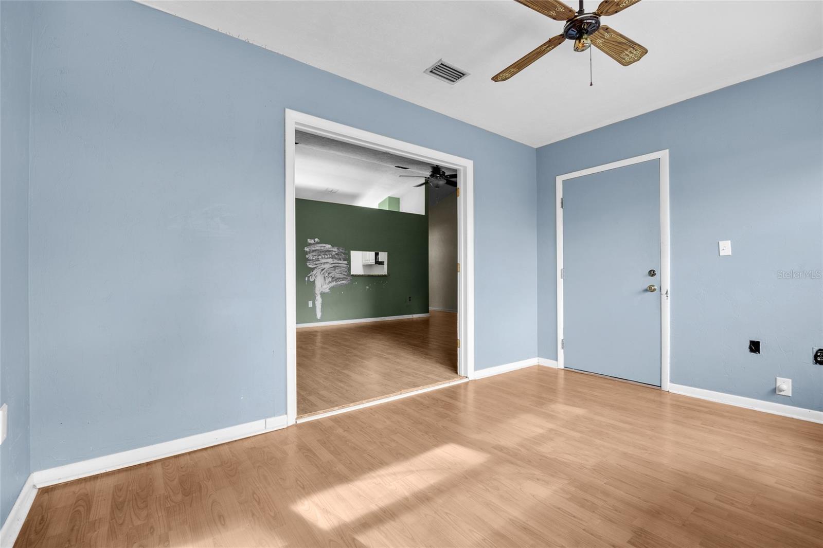 Image 8 of 24 For 5911 44th Pl