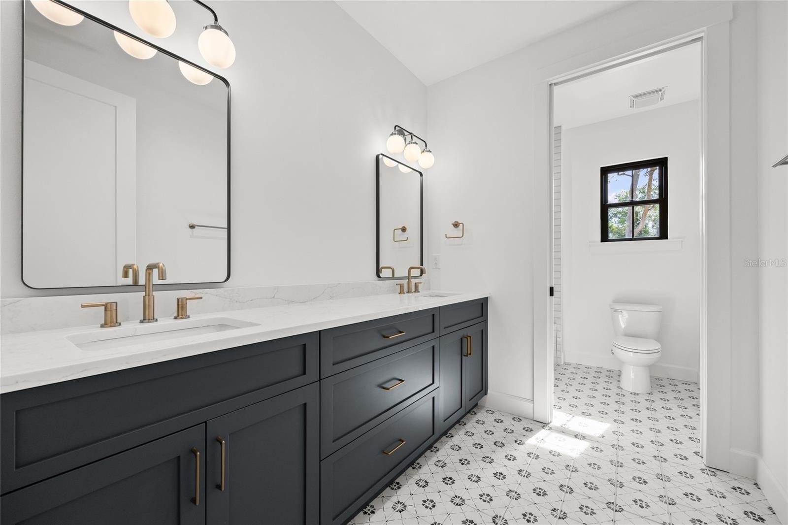 Image 32 of 46 For 264 Sylvi Drive