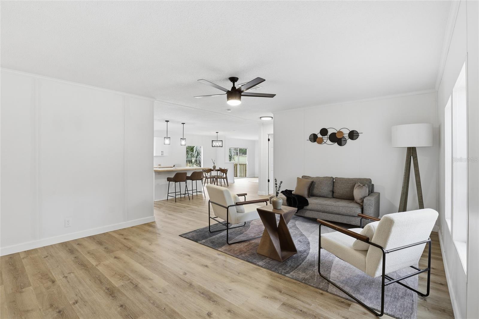 Image 10 of 39 For 6981 Deer Springs Road