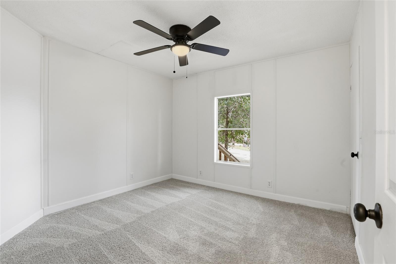 Image 25 of 39 For 6981 Deer Springs Road