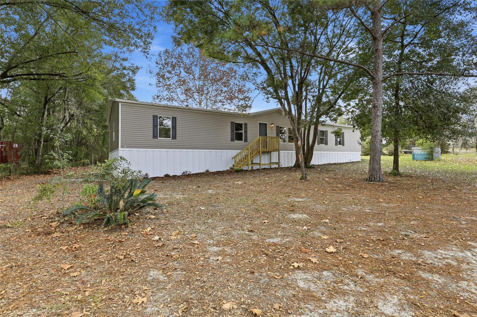 Image 6 of 39 For 6981 Deer Springs Road