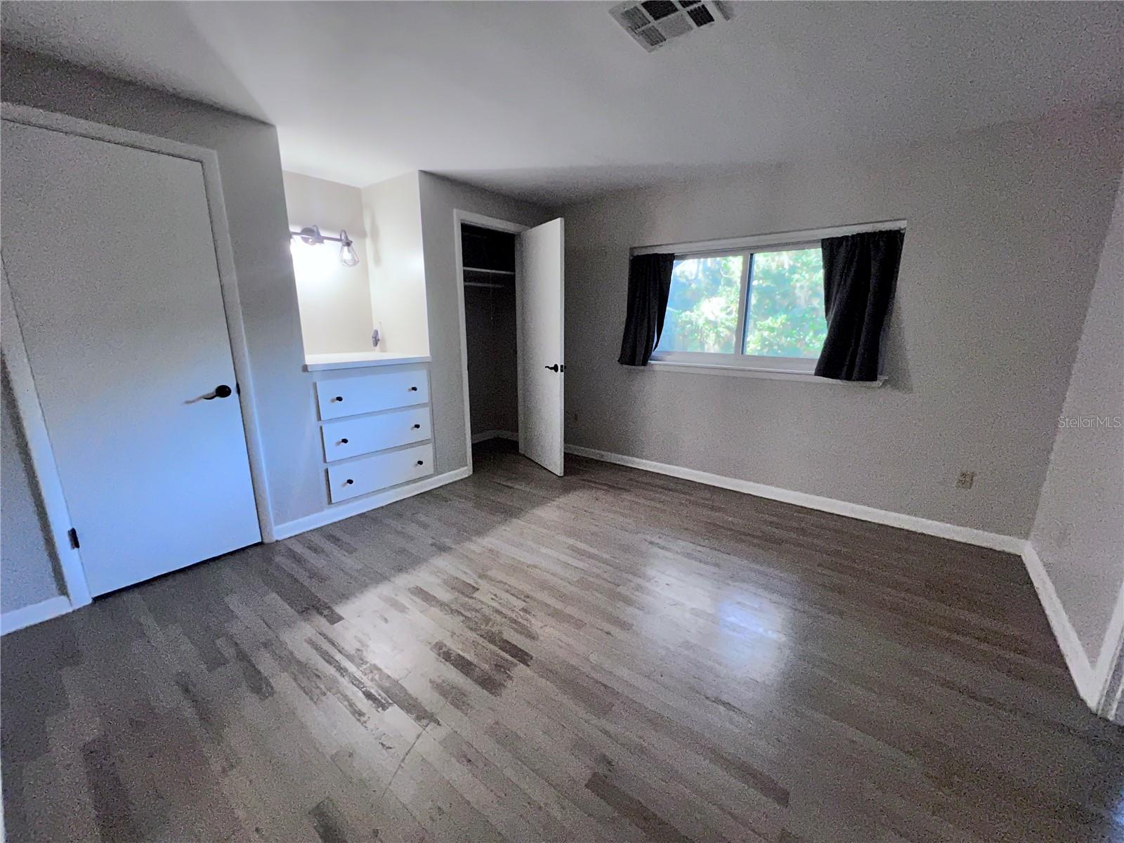 Image 5 of 6 For 122 29th Street