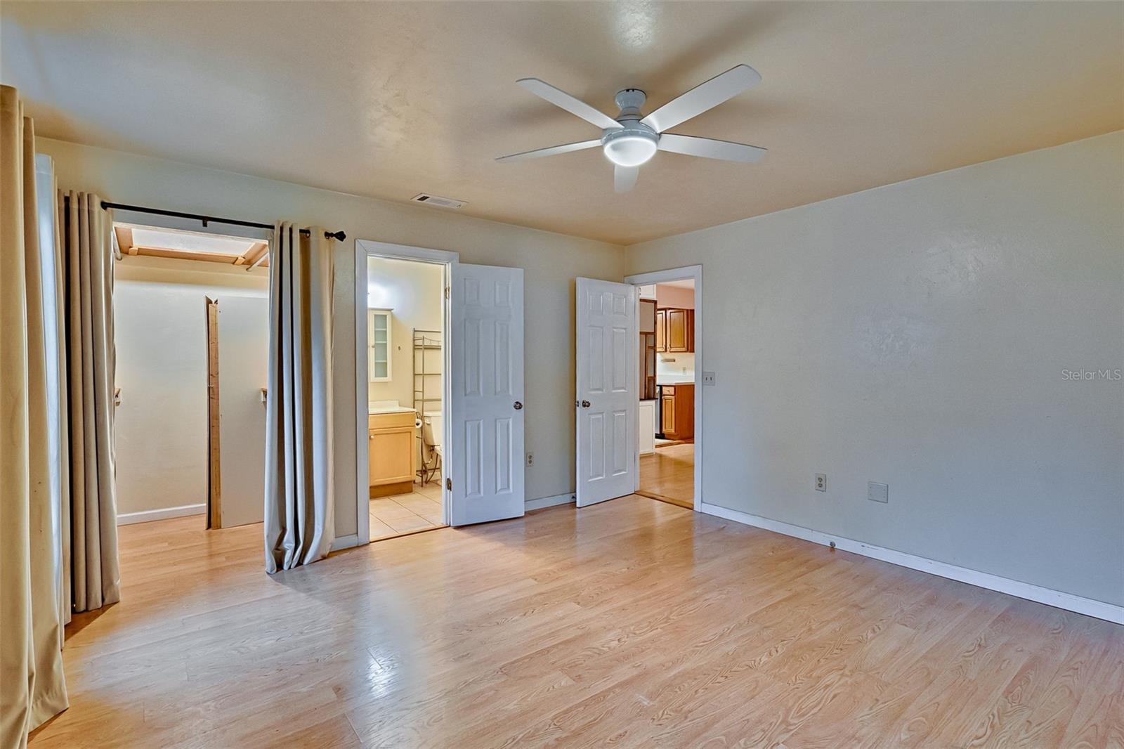 Image 13 of 31 For 931 31st Avenue