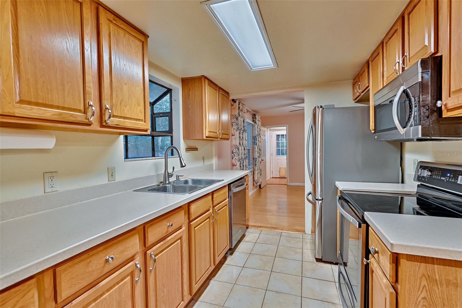 Image 7 of 31 For 931 31st Avenue