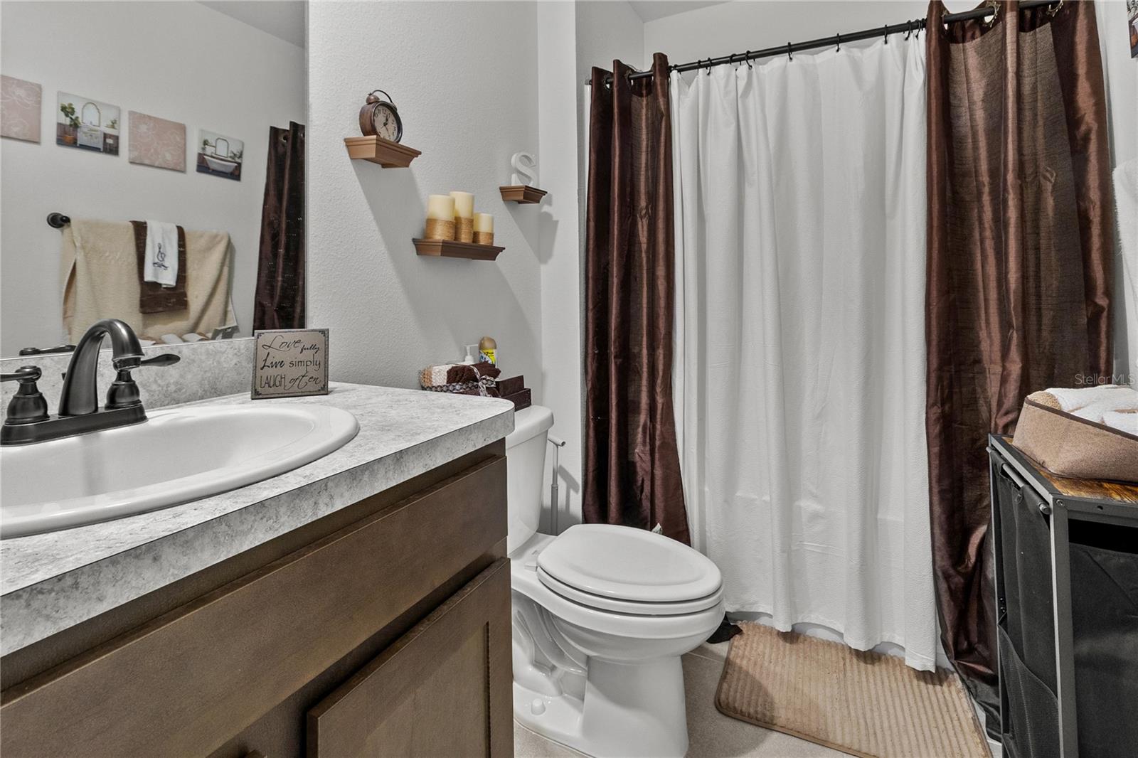 Image 13 of 19 For 22608 196th Lane