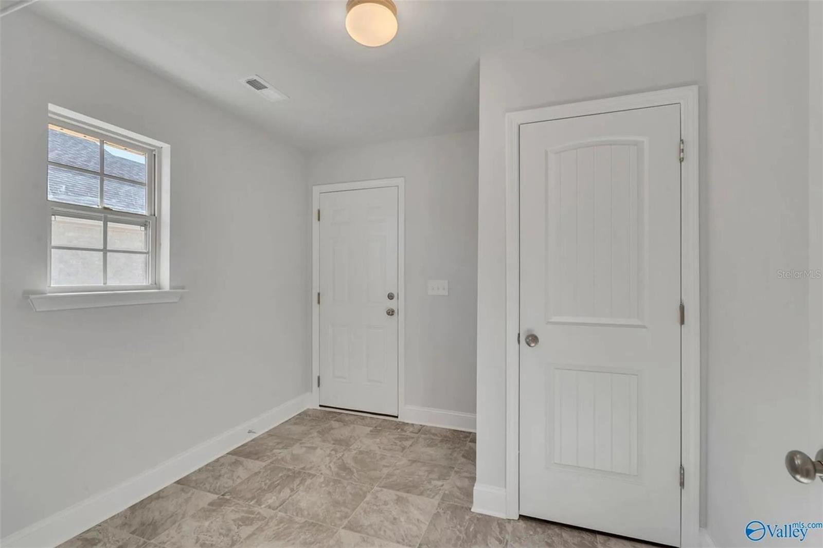 Image 6 of 24 For 13951 150th Circle