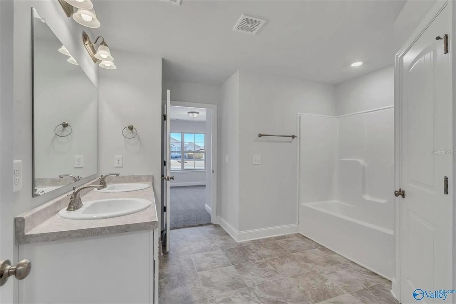 Image 8 of 24 For 13951 150th Circle