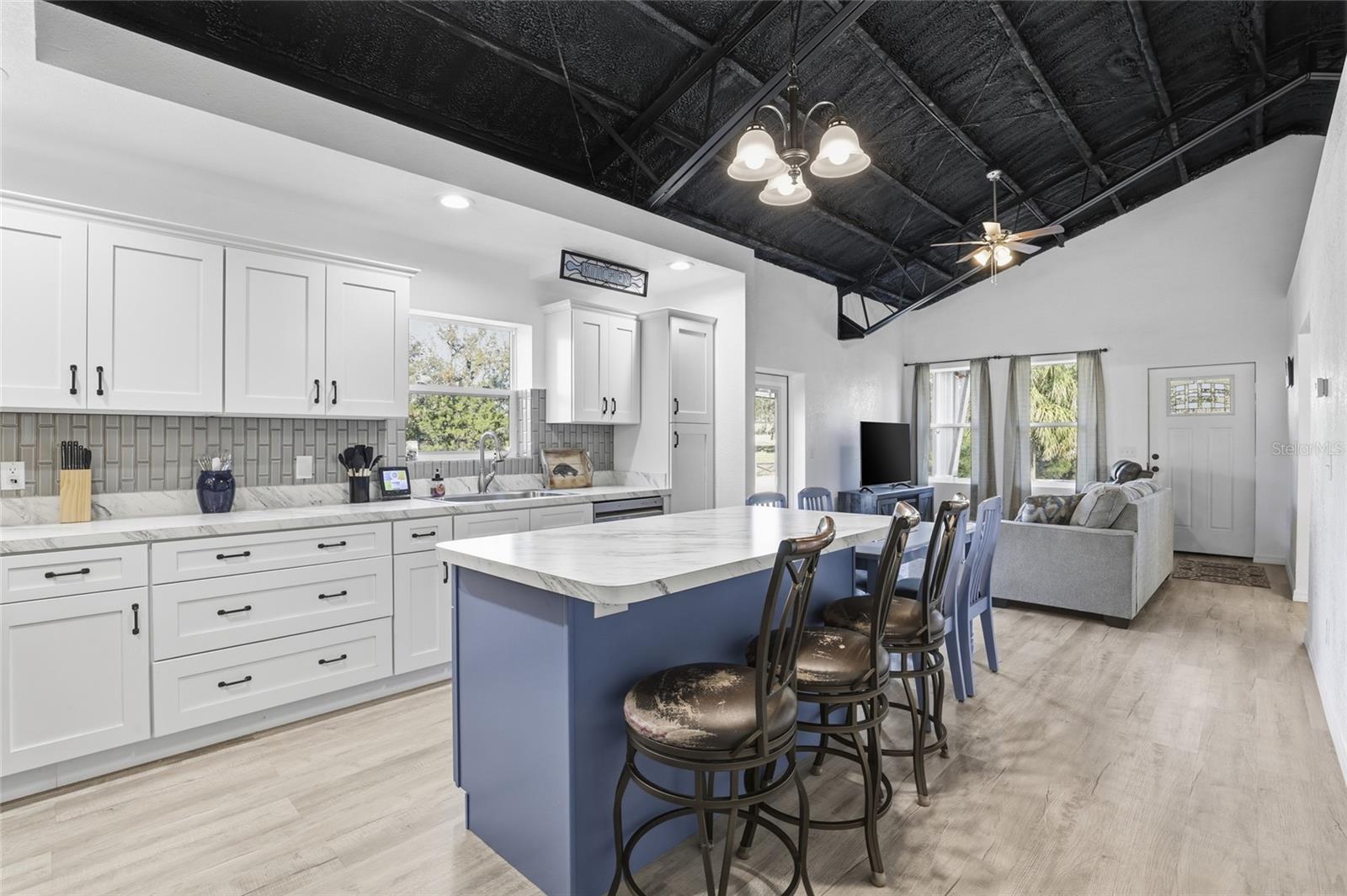 Image 10 of 40 For 4030 140th Court