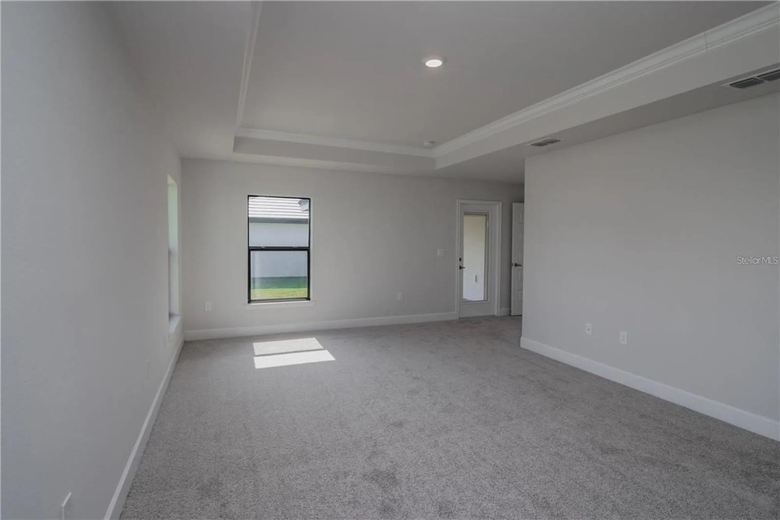 Image 12 of 21 For 13927 150th Circle