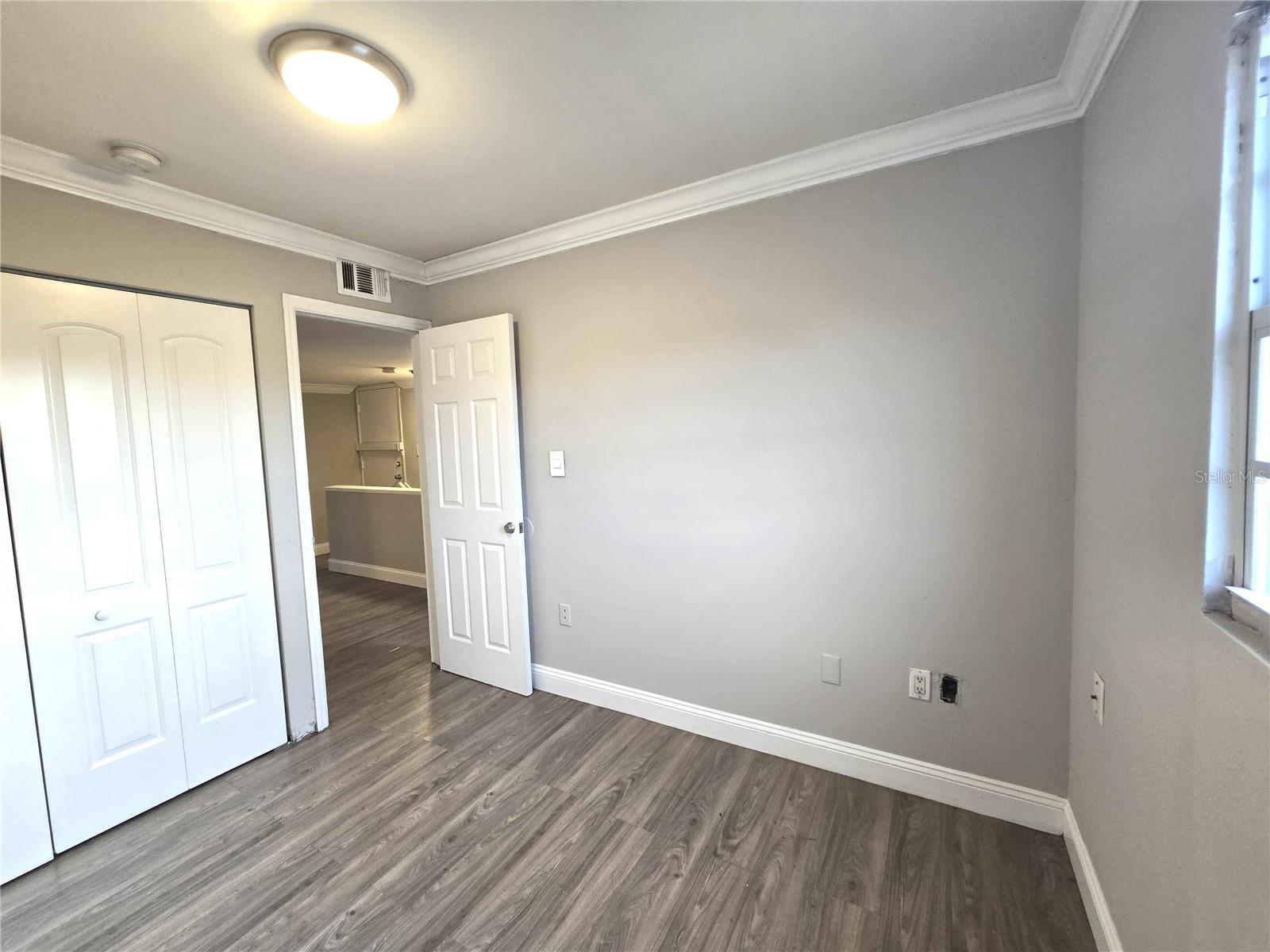 Image 19 of 28 For 914 8th Avenue 57