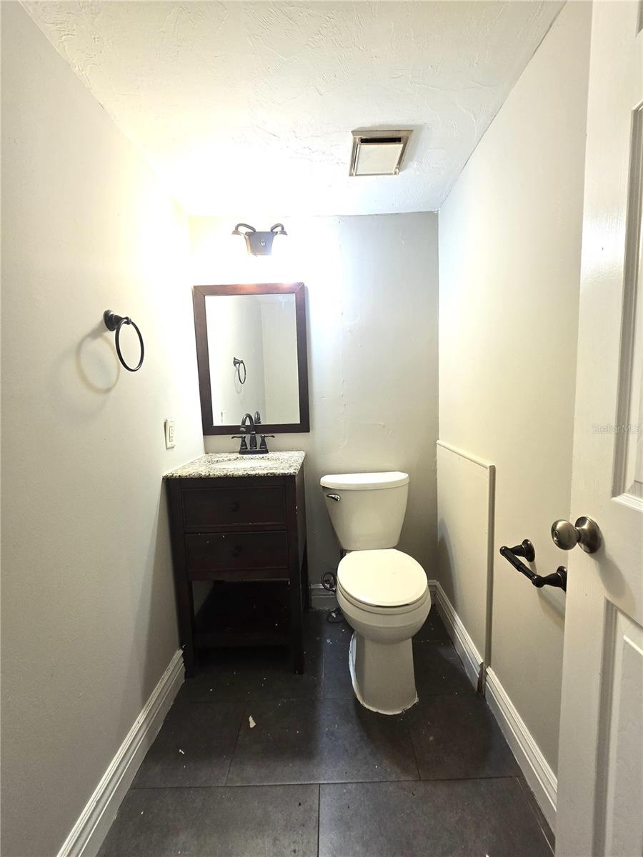 Image 6 of 28 For 914 8th Avenue 57