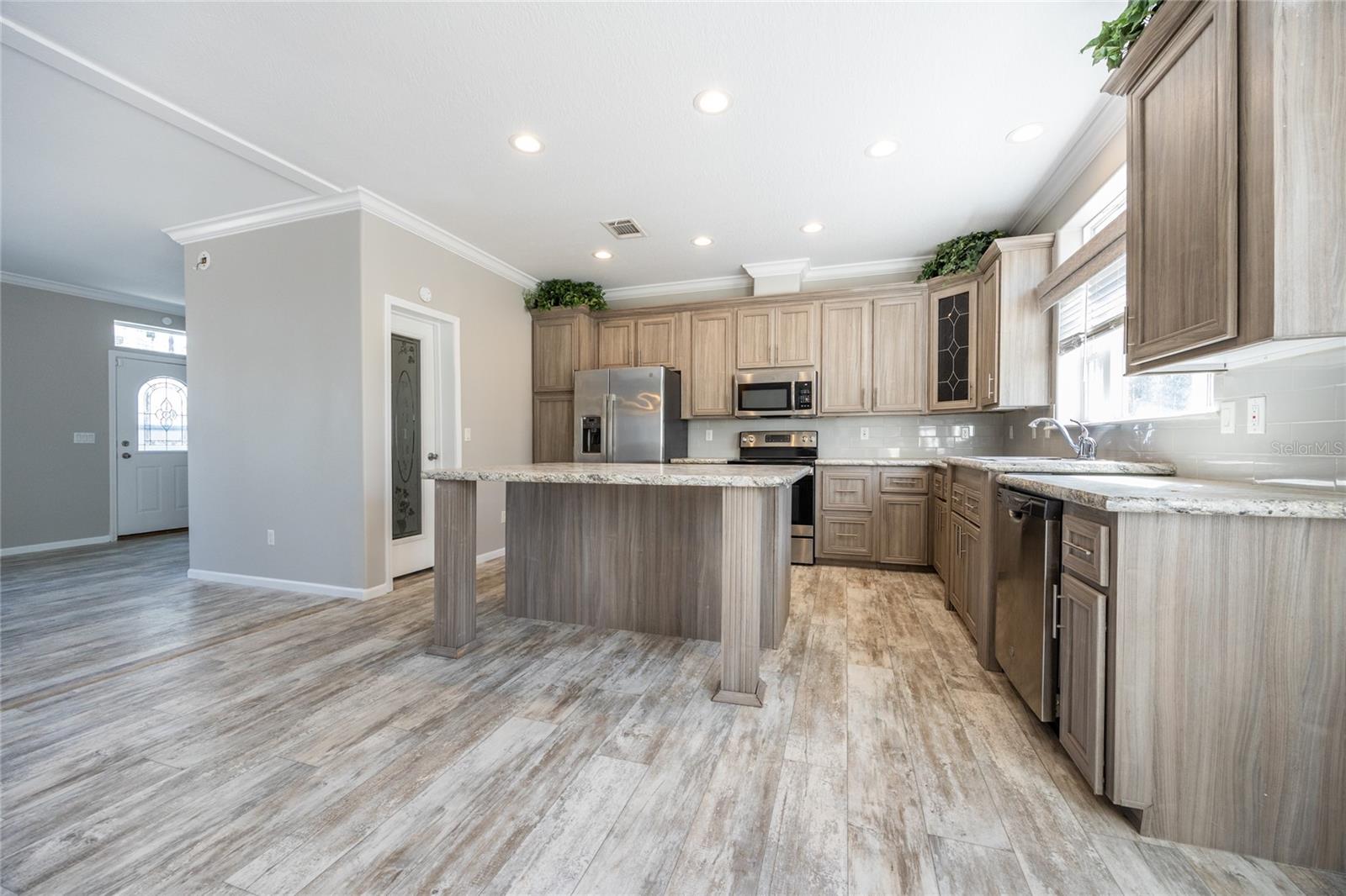 Image 16 of 66 For 6671 128th Lane