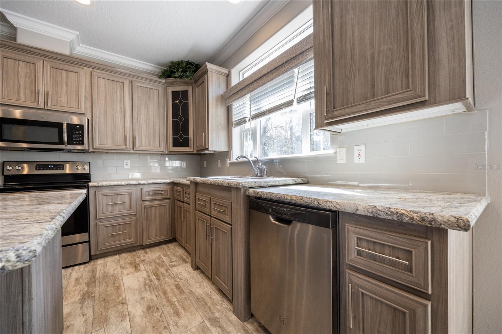 Image 18 of 66 For 6671 128th Lane