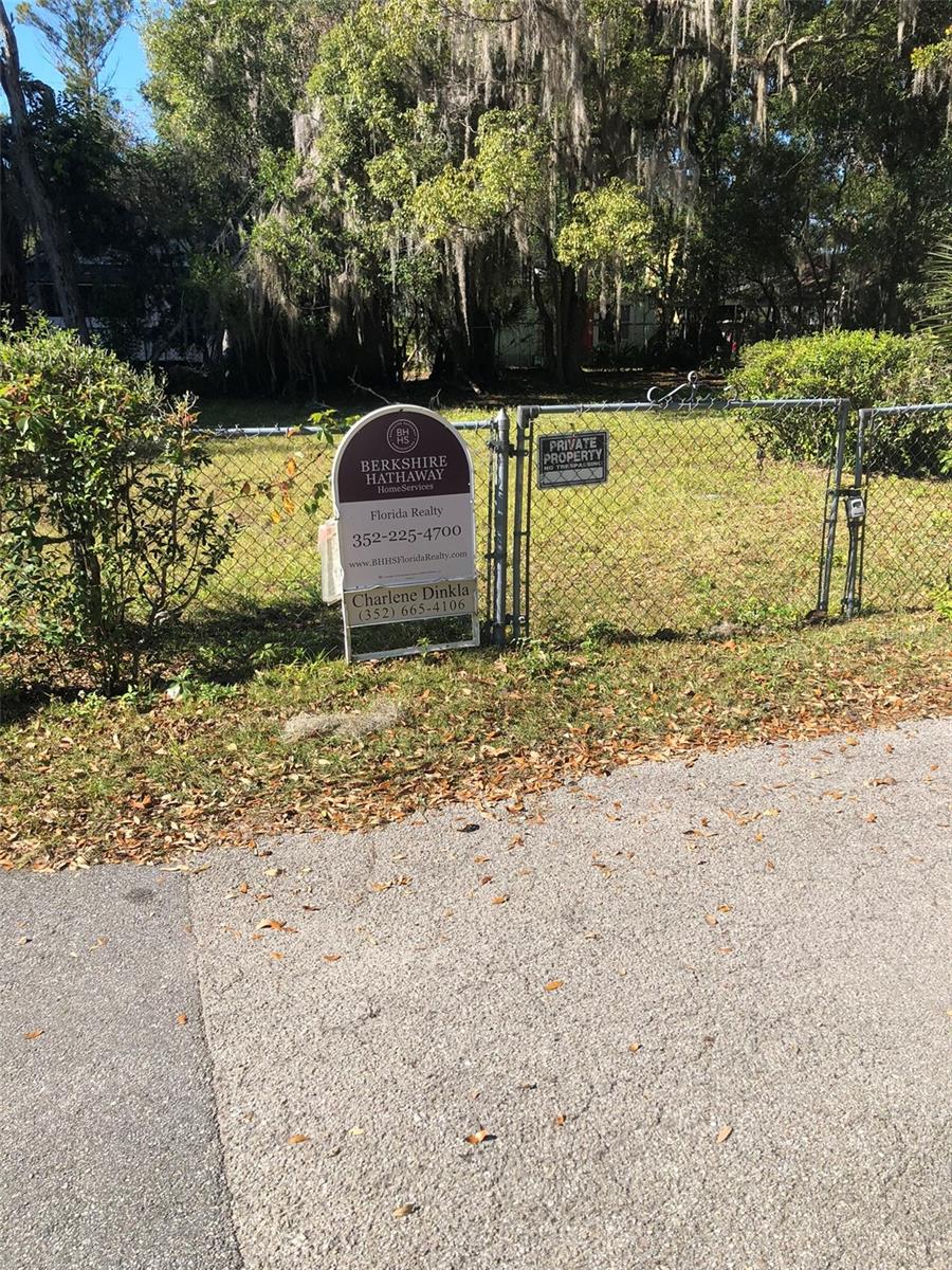 Image 3 of 4 For 512 7th Terrace