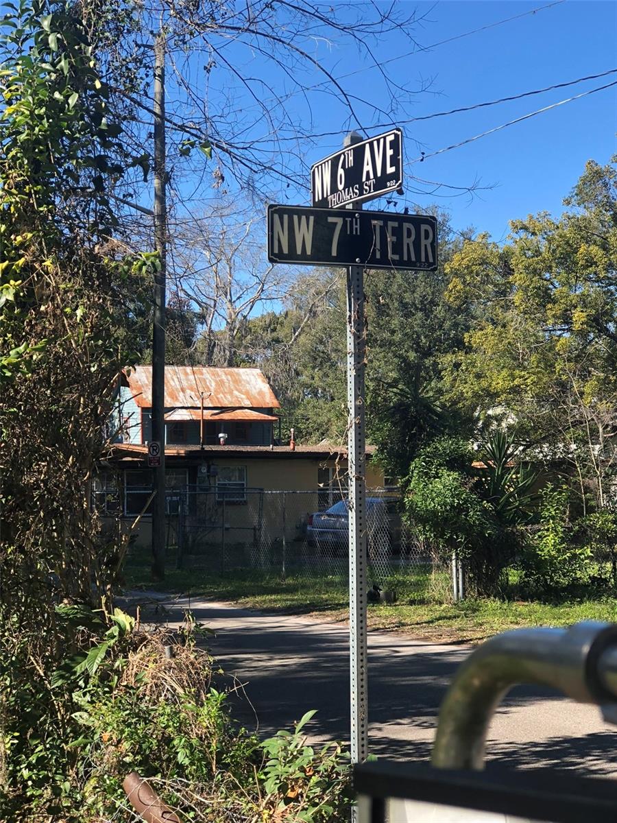 Image 4 of 4 For 512 7th Terrace