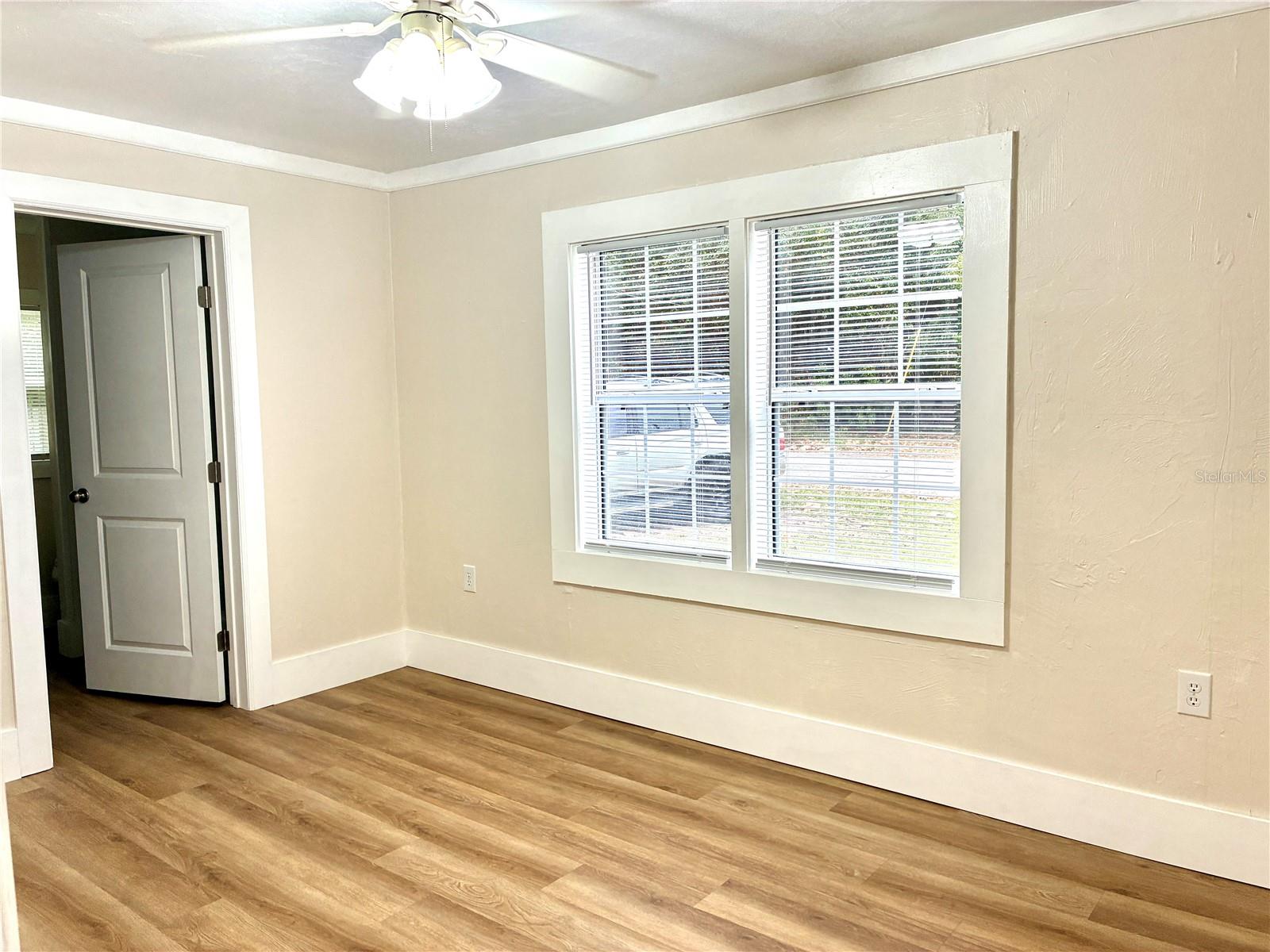 Image 11 of 23 For 14513 144th Place