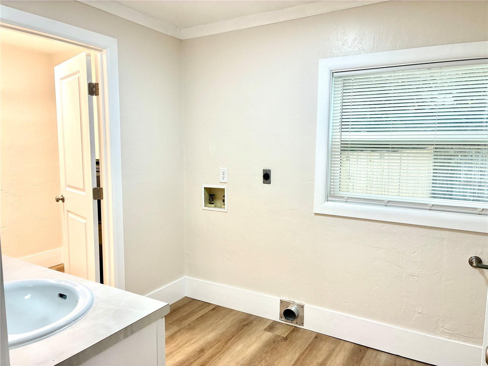 Image 12 of 23 For 14513 144th Place