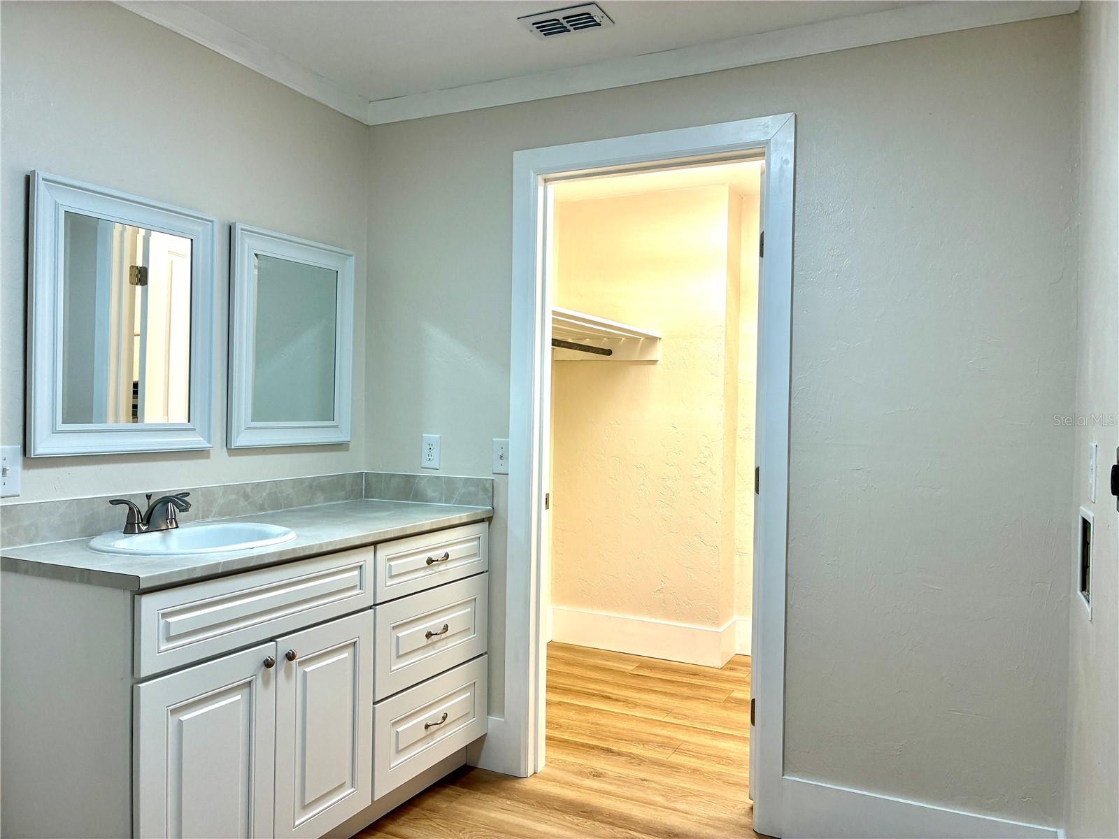 Image 14 of 23 For 14513 144th Place