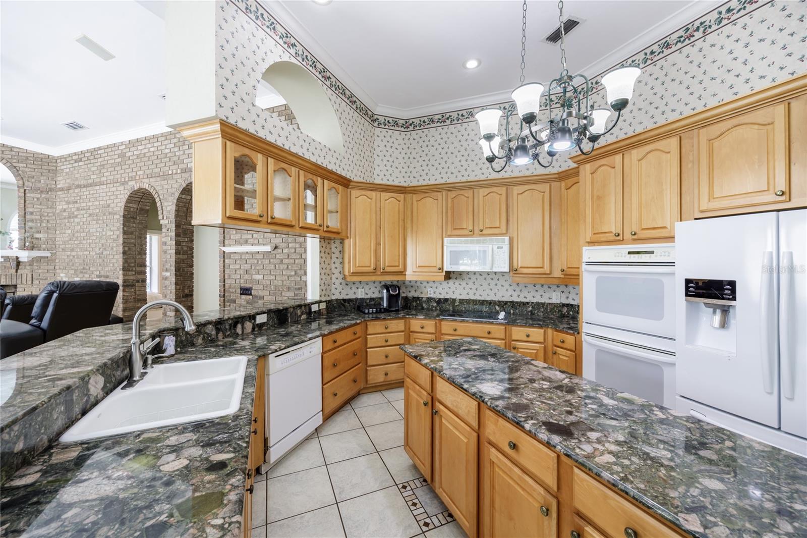 Image 14 of 37 For 7513 35th Way