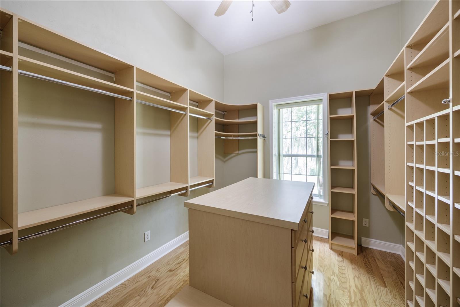 Image 24 of 37 For 7513 35th Way