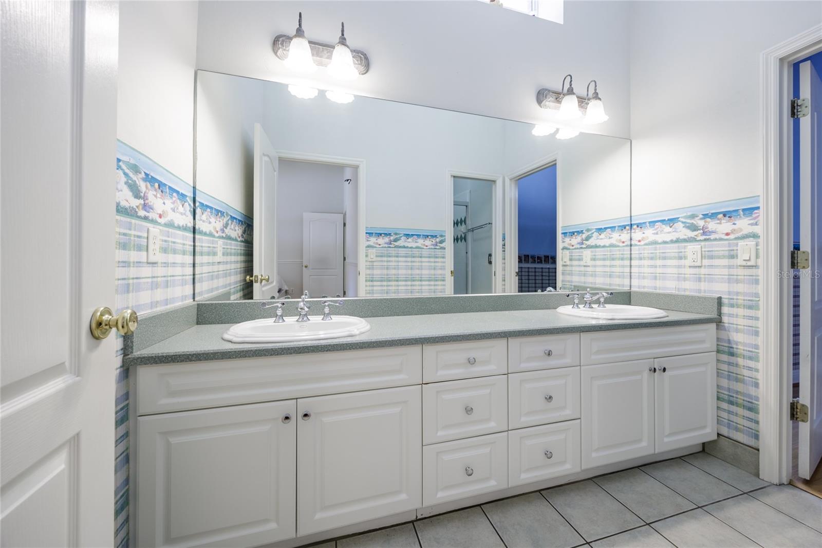 Image 31 of 37 For 7513 35th Way