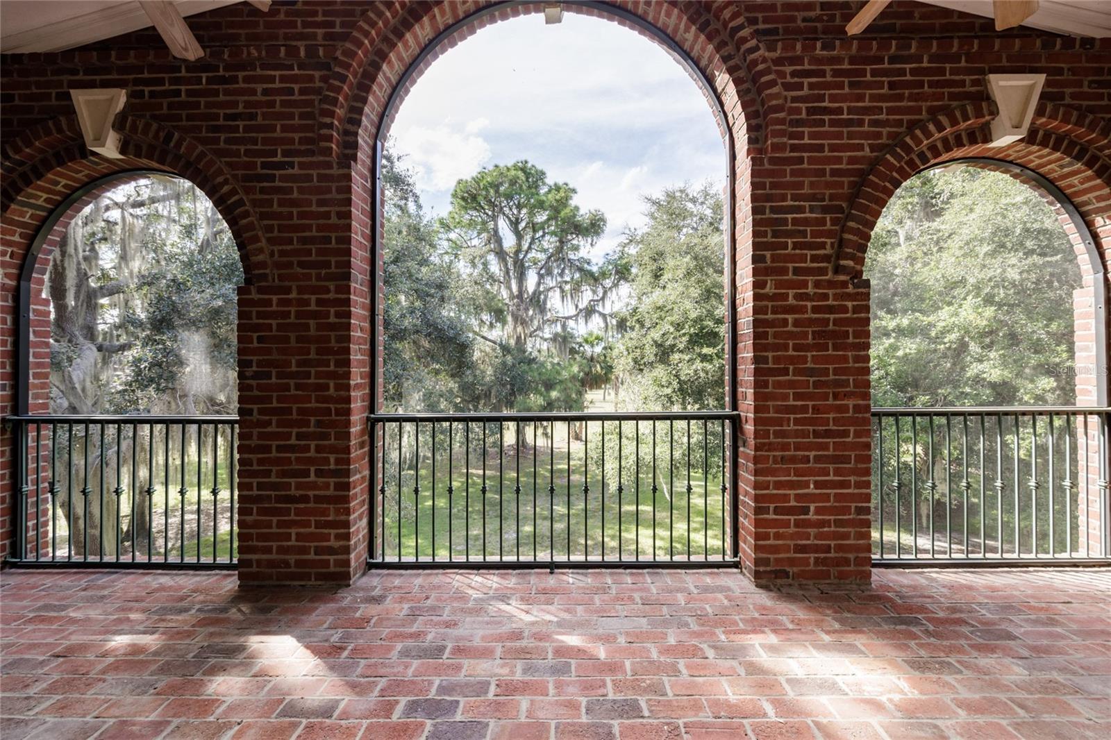 Image 33 of 37 For 7513 35th Way