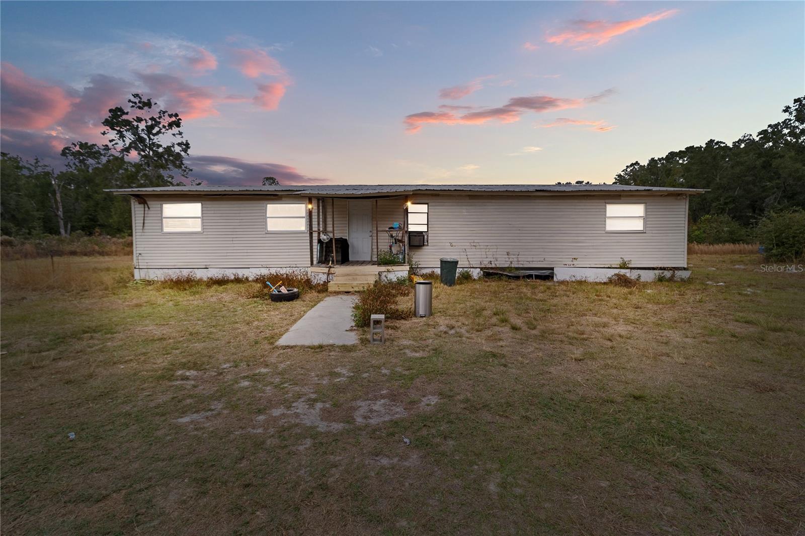 Image 20 of 21 For 601 Quarry Circle