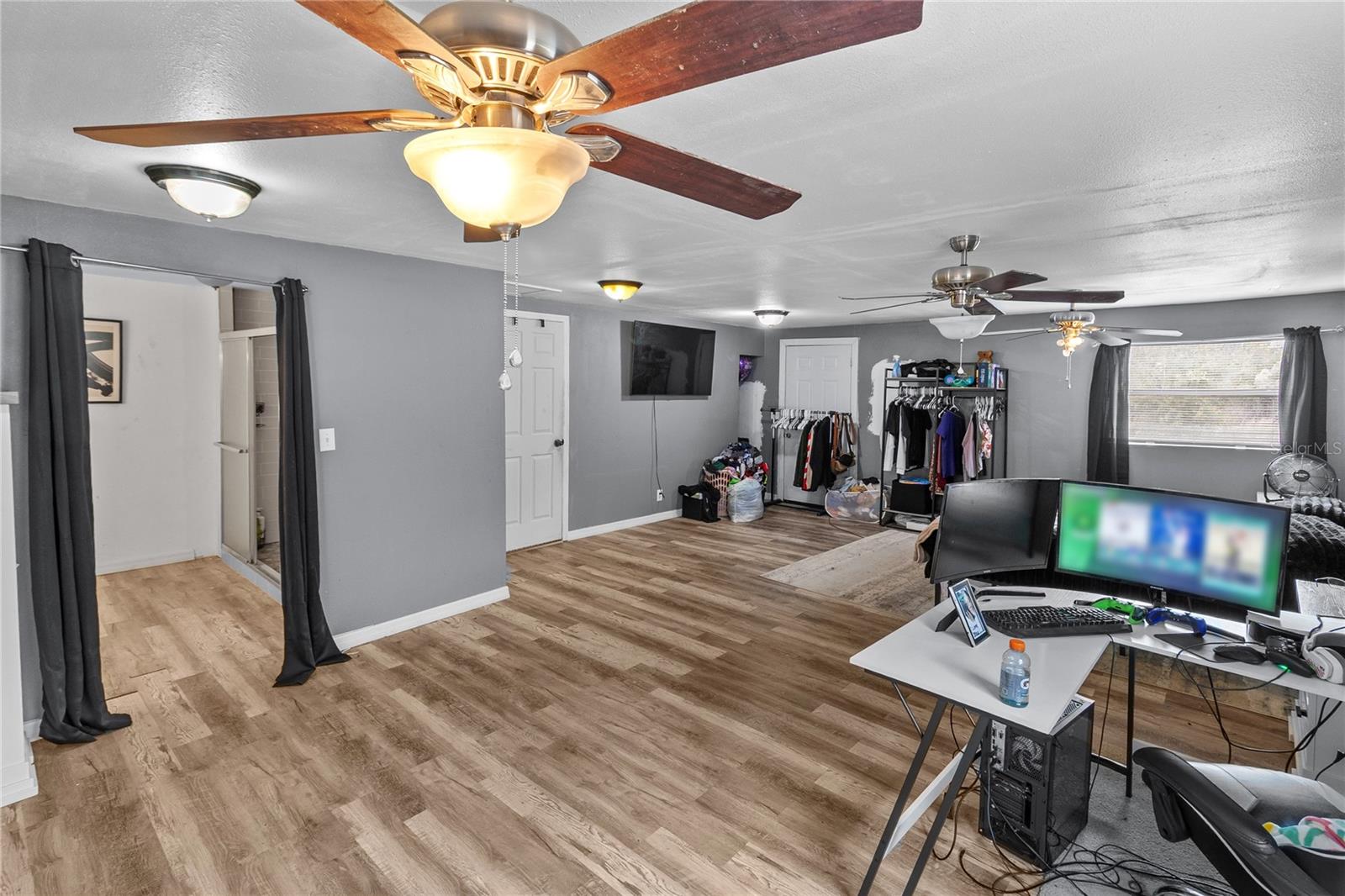 Image 5 of 21 For 601 Quarry Circle