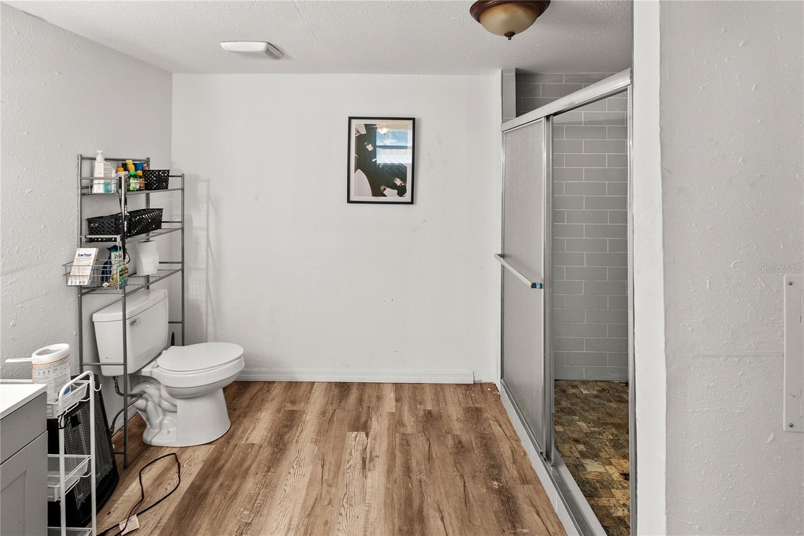 Image 8 of 21 For 601 Quarry Circle