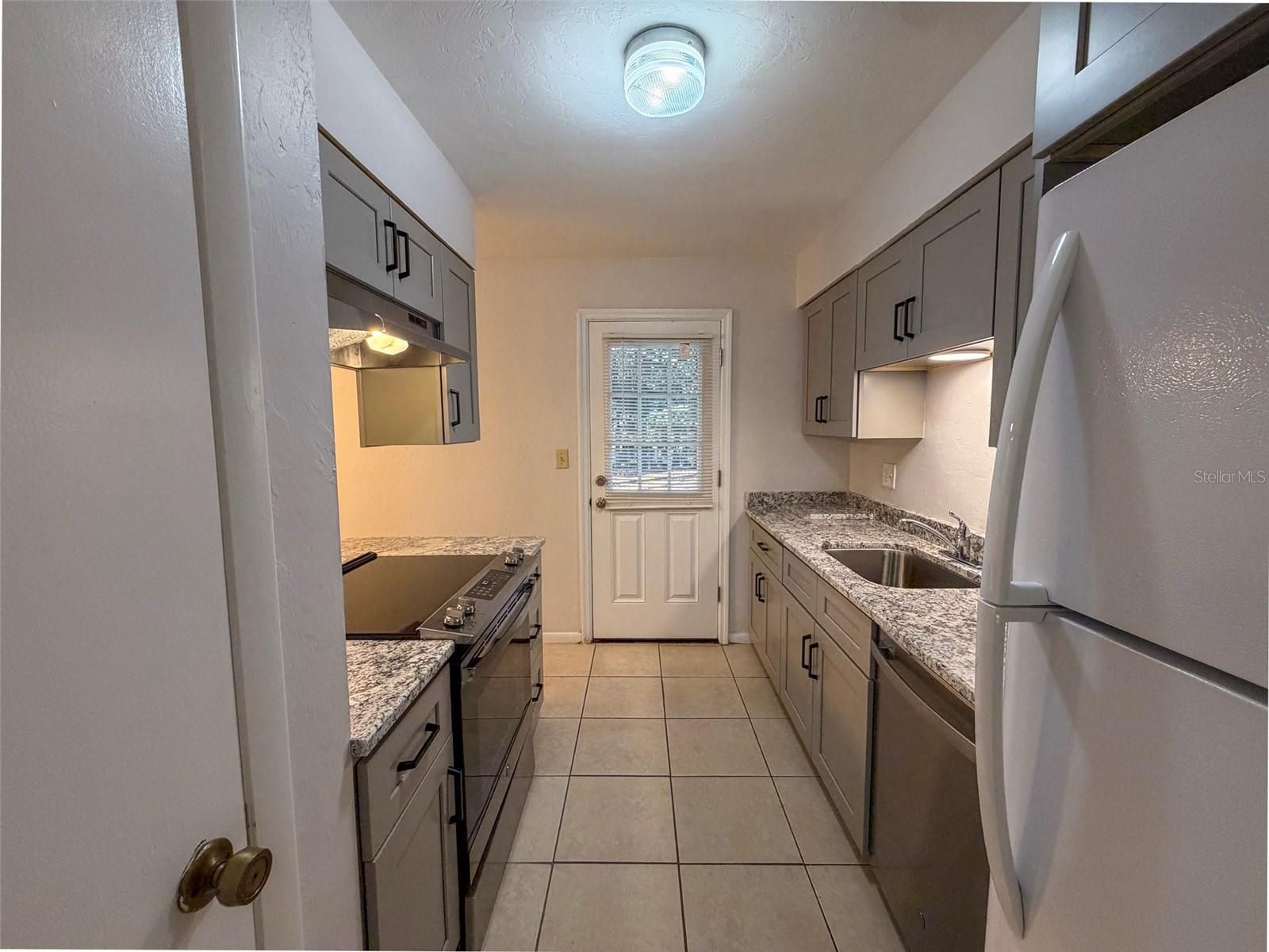 Image 7 of 30 For 3146 46th Avenue