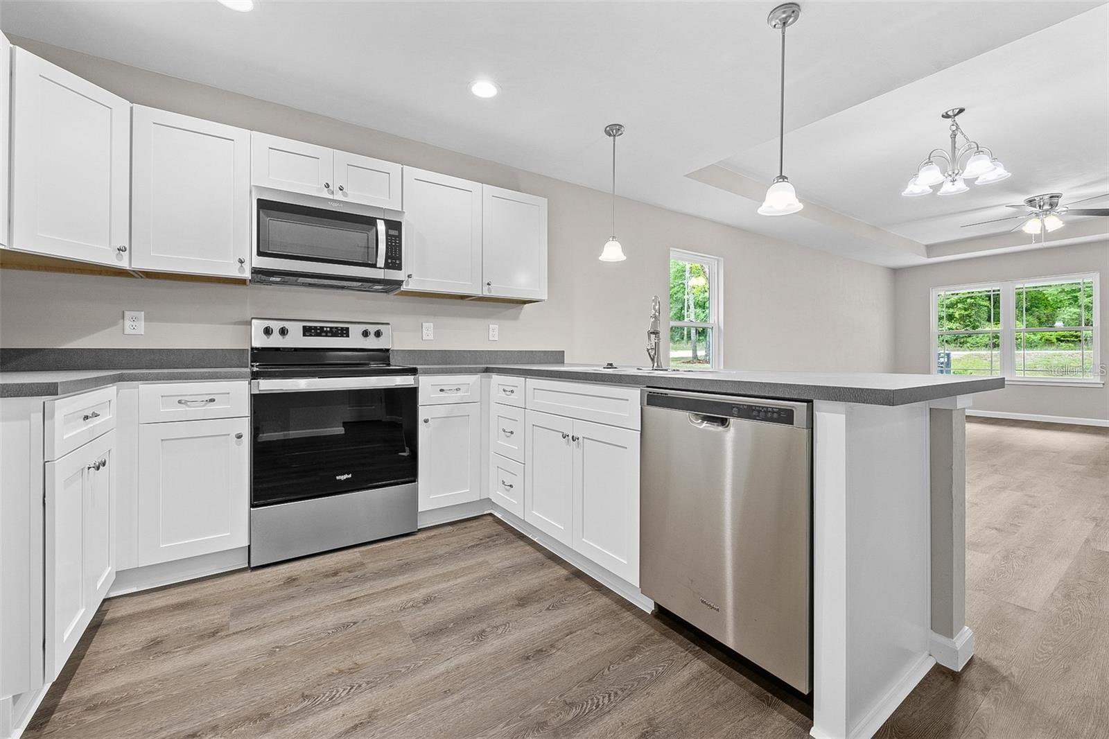 Image 9 of 21 For 8507 70th Avenue