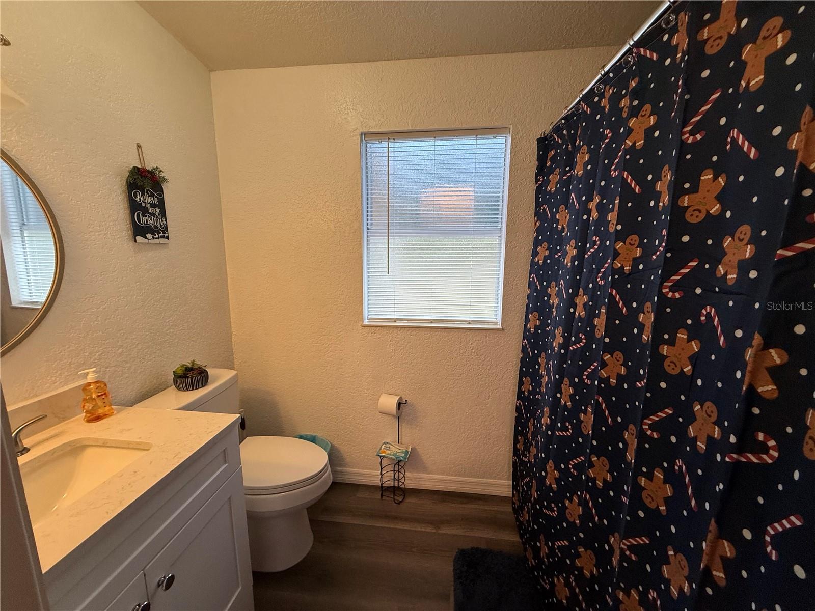 Image 12 of 17 For 16621 30th Court