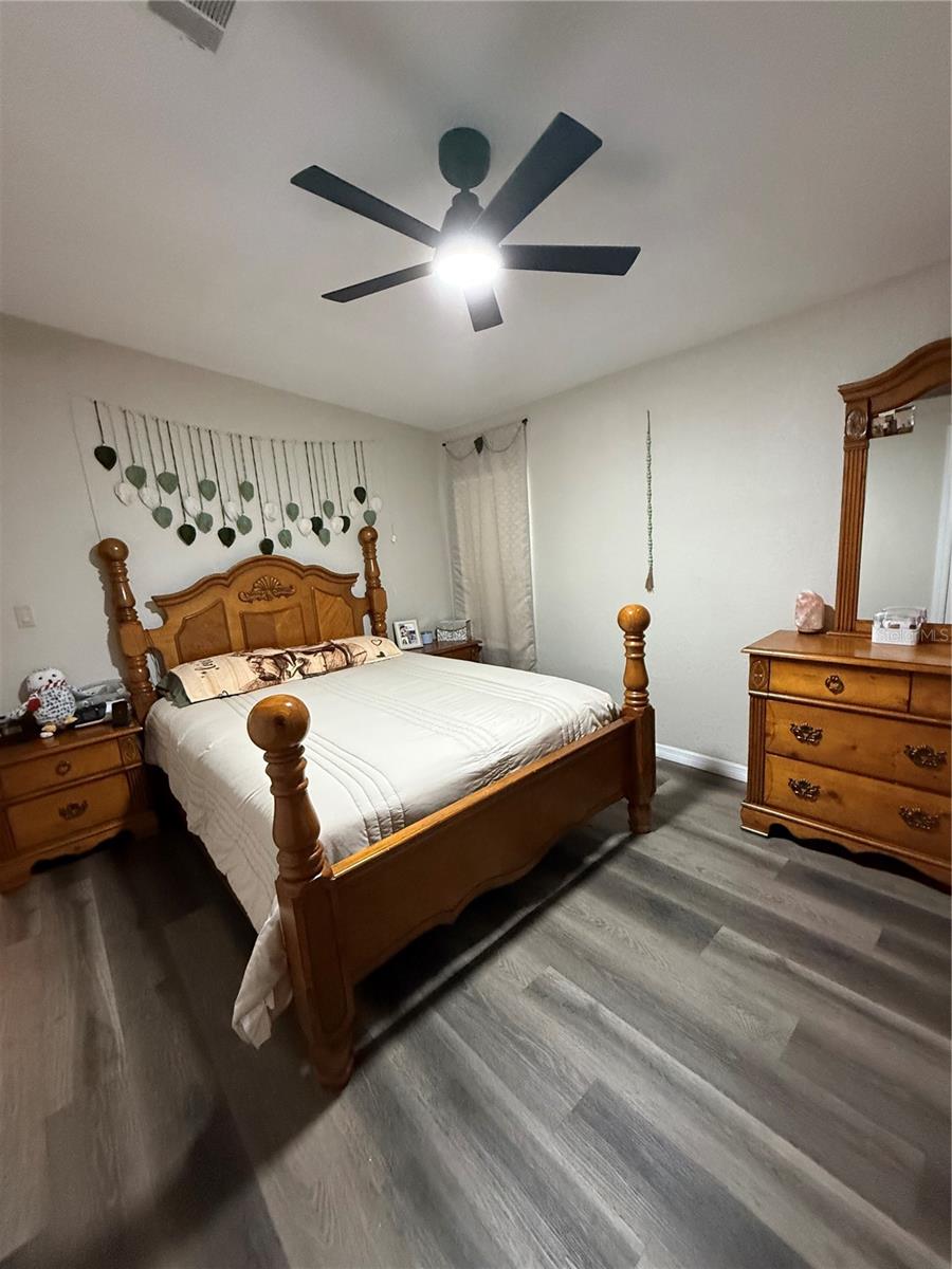 Image 13 of 17 For 16621 30th Court