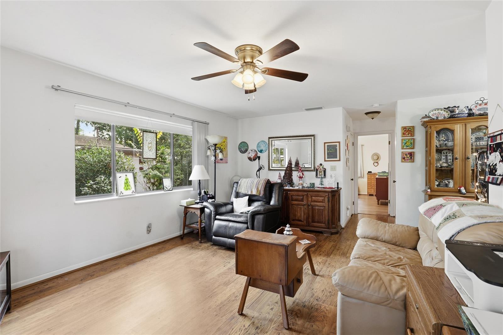 Image 9 of 28 For 4259 87th Lane