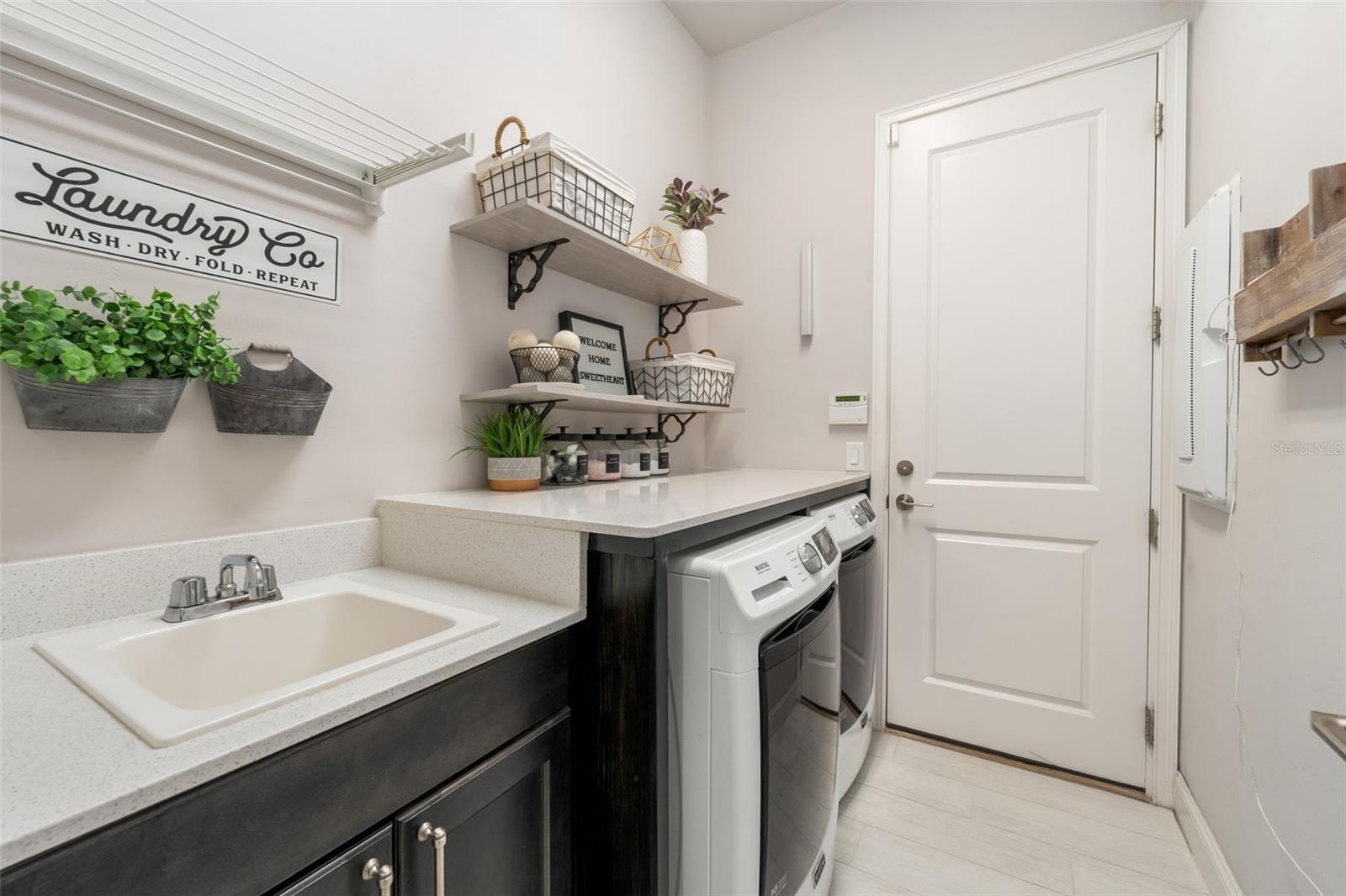 Image 25 of 44 For 11918 32nd Lane