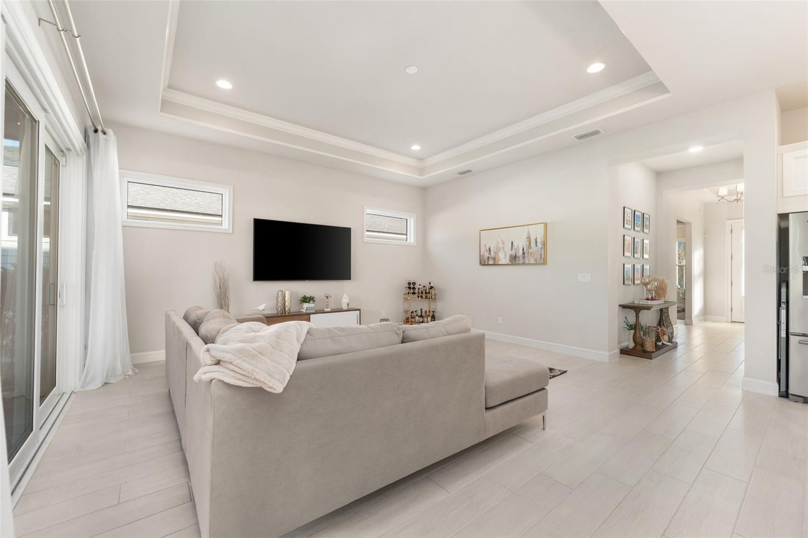 Image 26 of 44 For 11918 32nd Lane