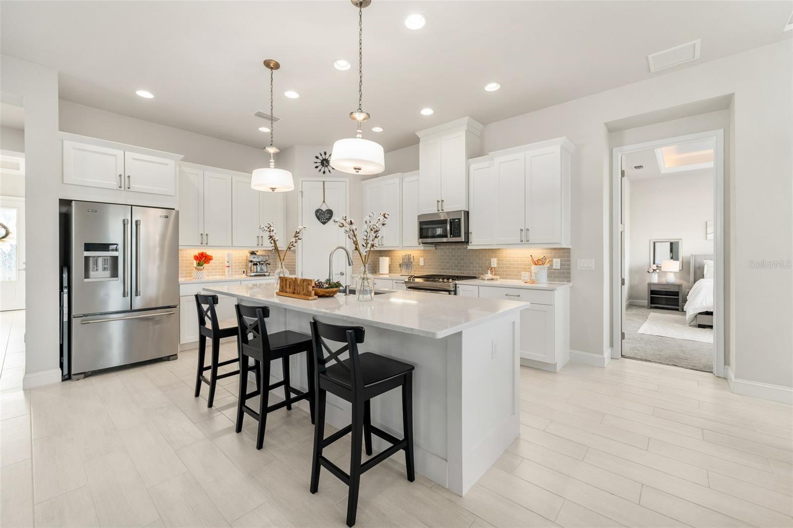 Image 28 of 44 For 11918 32nd Lane