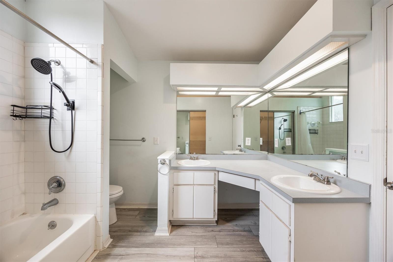 Image 17 of 35 For 5431 35th Drive