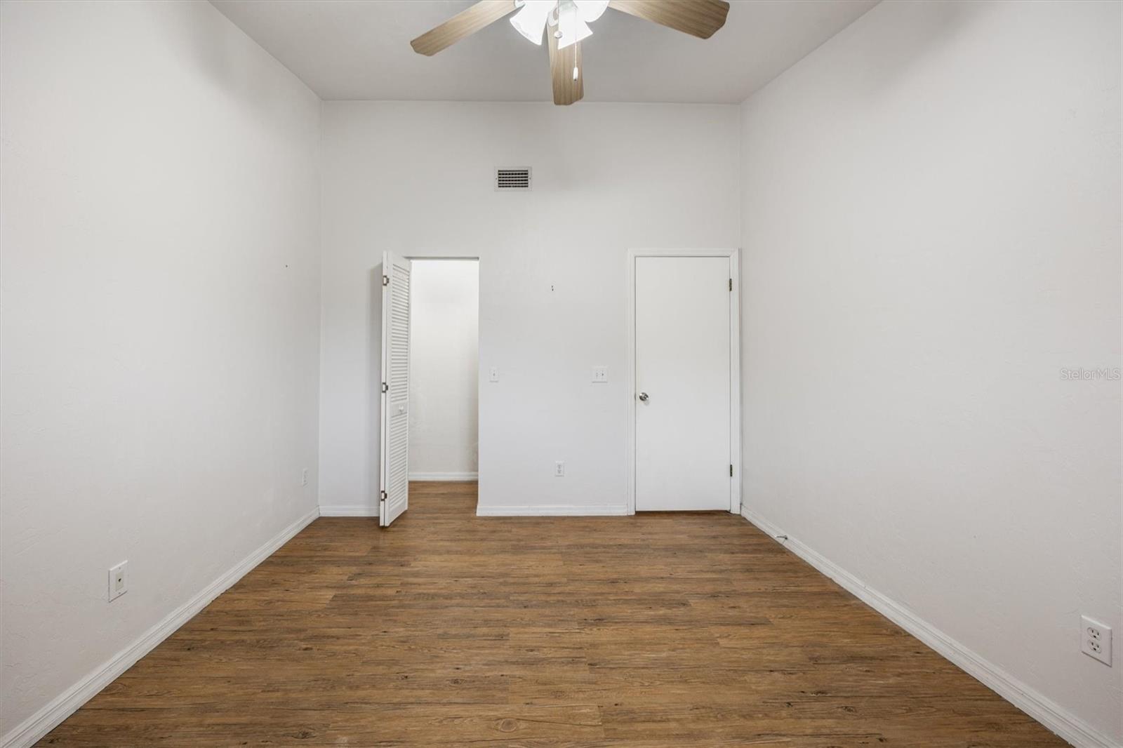 Image 22 of 35 For 5431 35th Drive