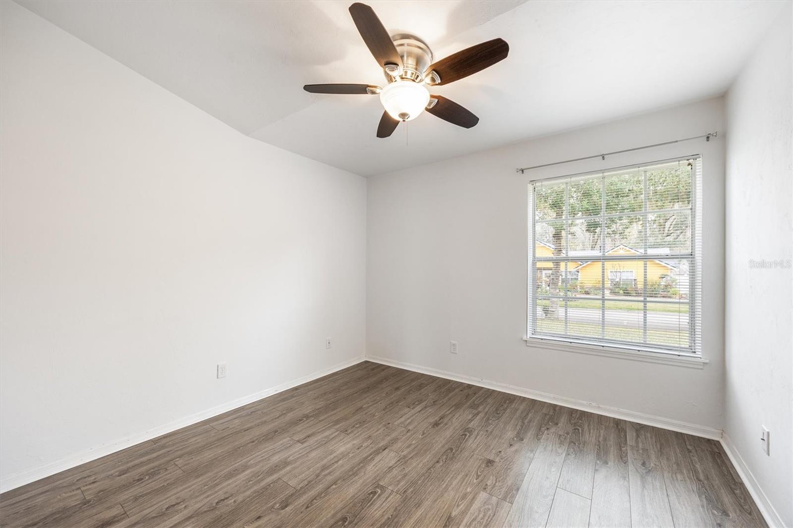 Image 24 of 35 For 5431 35th Drive