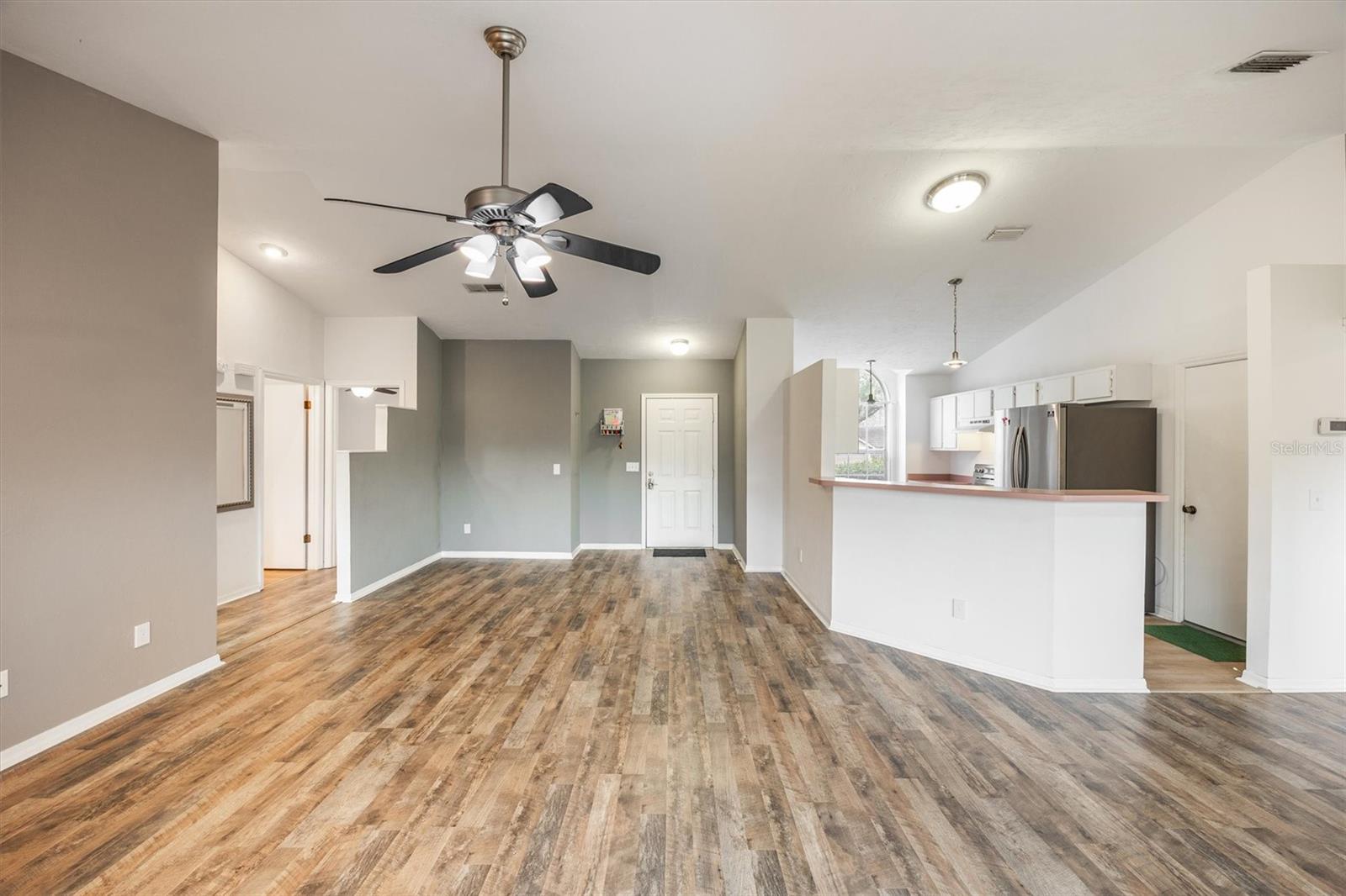 Image 6 of 35 For 5431 35th Drive