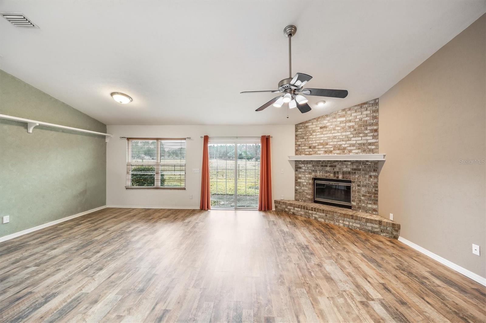 Image 9 of 35 For 5431 35th Drive