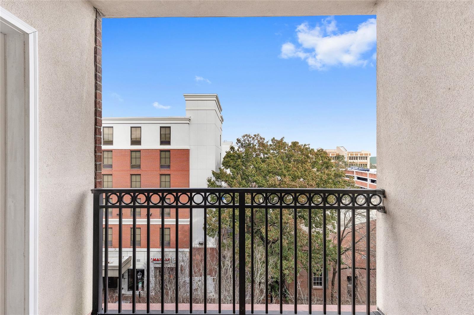 Image 25 of 62 For 201 2nd Avenue 406