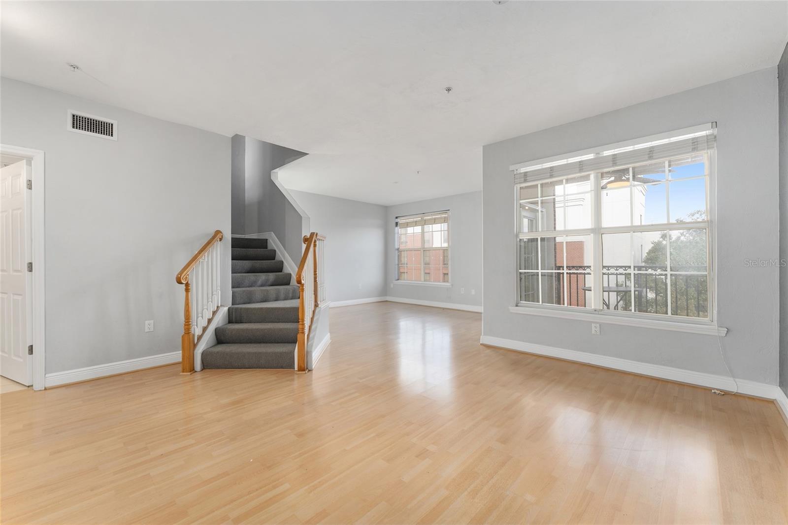 Image 27 of 62 For 201 2nd Avenue 406